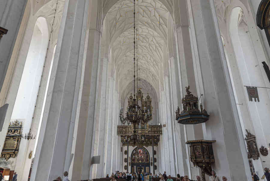 Polonia - Gdansk 045 - basílica de Santa Maria.jpg